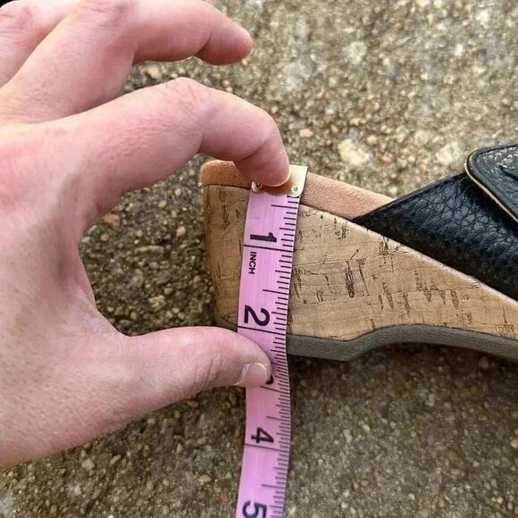 Vionic Leticia Black Leather Lizard Criss Cross Sandal Arch Wedge Women’s Sz 6 - Picture 7 of 8